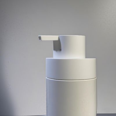 Толстая круглая форма ПЭТ косметическая бутылка с помпой и шелкографией пользовательского цвета для упаковки косметики