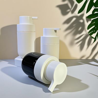 Толстая круглая форма ПЭТ косметическая бутылка с помпой и шелкографией пользовательского цвета для упаковки косметики