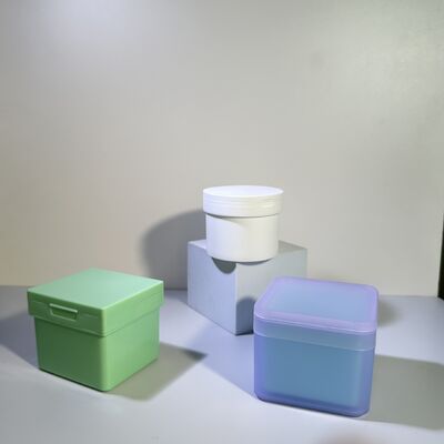 100 листов для ухода за кожей хлопчатобумажная подкладка оптовый заказ Пластиковые банки с съемной PP подкладкой пищевого качества для косметических брендов / OEM