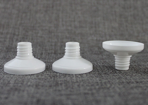 Белая пластиковая голова трубки в качестве еды ПЭ для прокатанного едой дизайна персонализированного трубкой